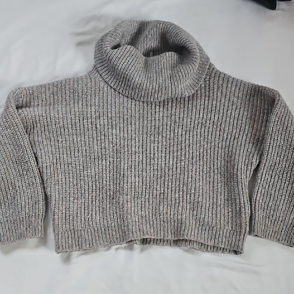 Cozy Gray Turtleneck Sweater